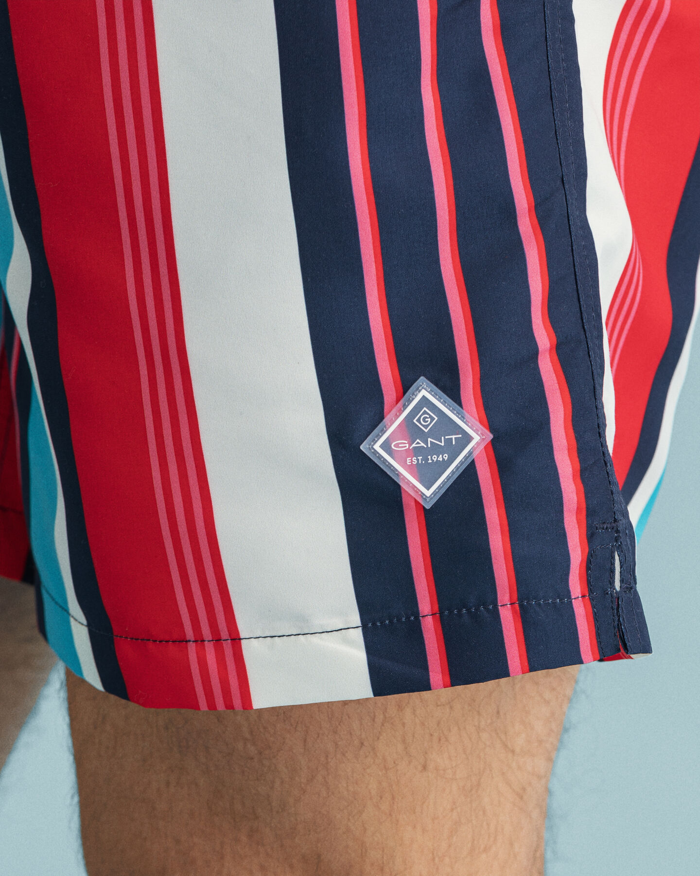 Classic fit badeshorts med stribet tryk