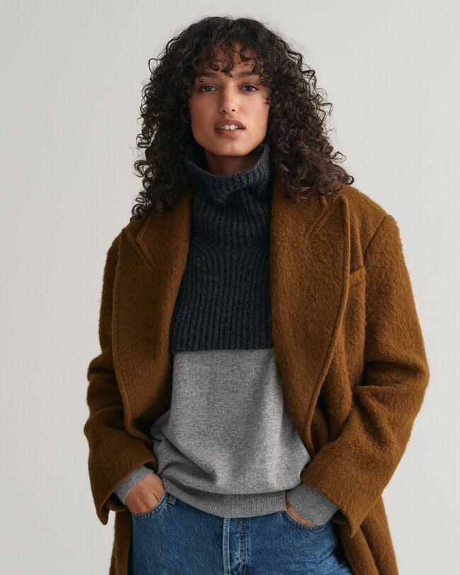 Ribstrikket forstykke