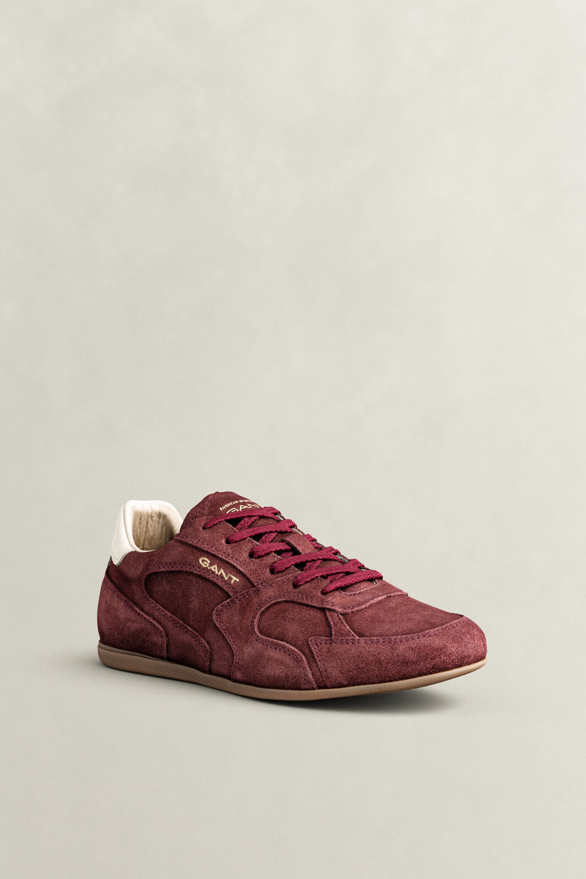 Sperly sneakers i ruskind