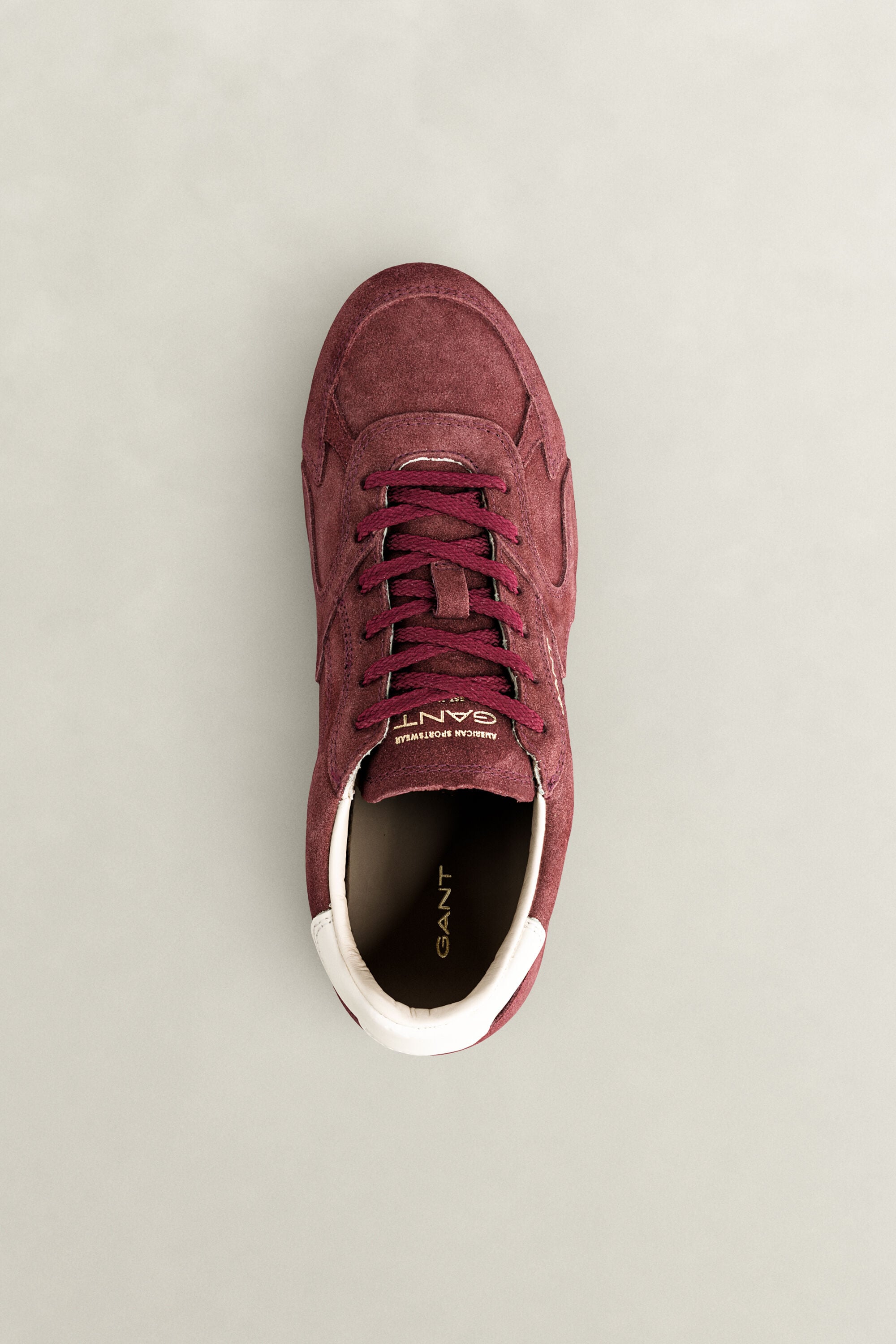 Sperly sneakers i ruskind