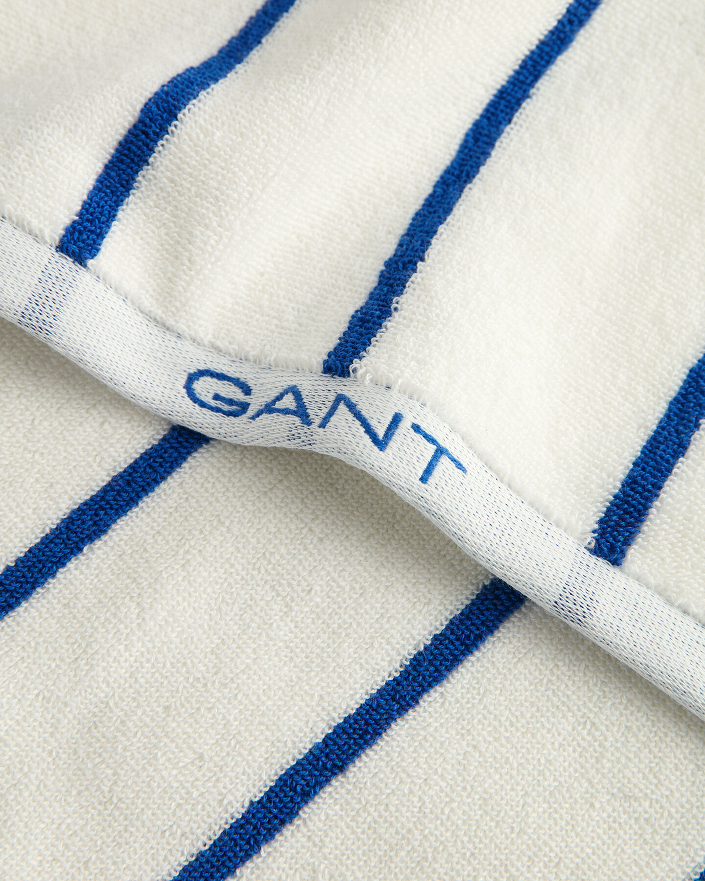 Stribet håndklæde 50x70