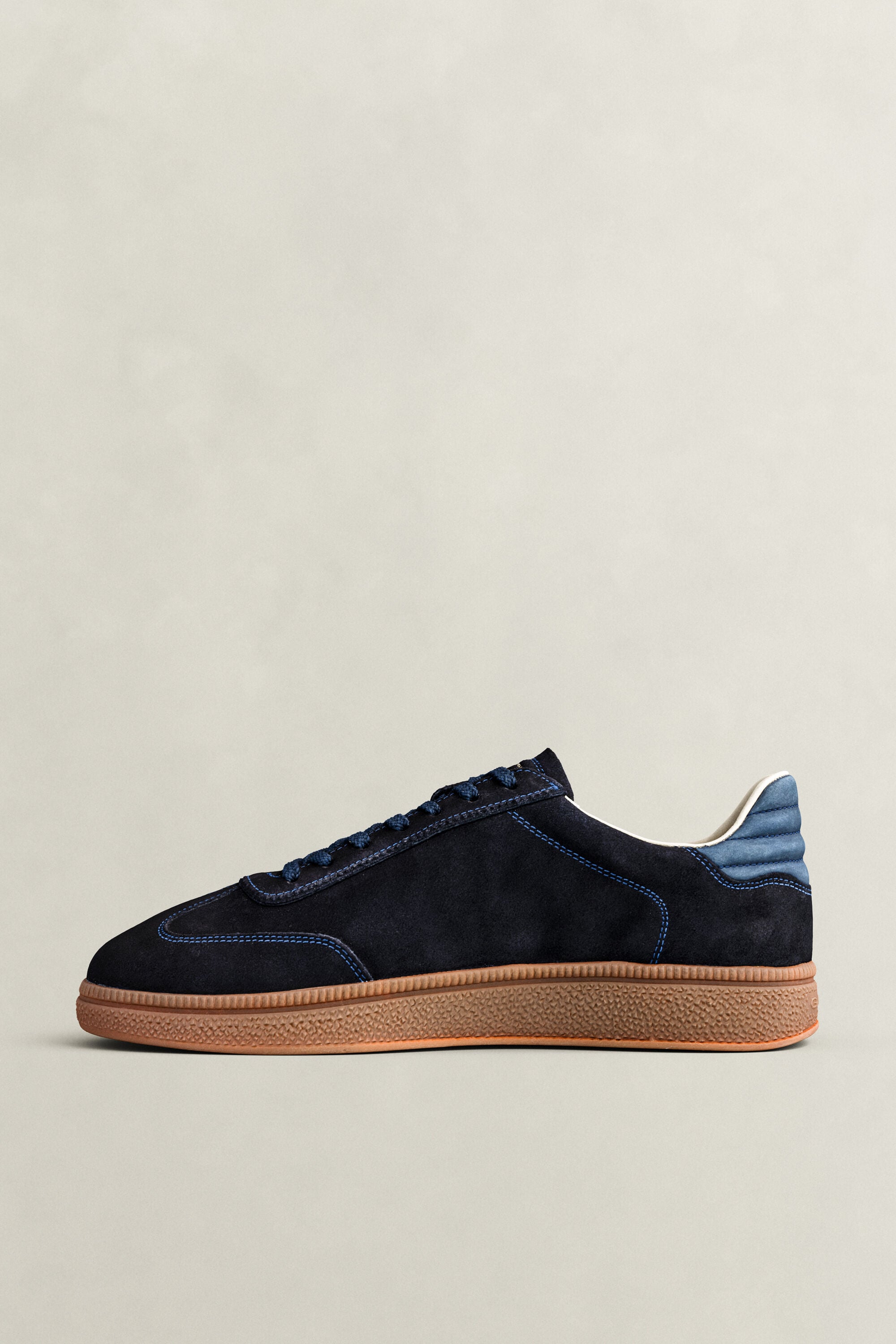 Cuzmo sneakers i ruskind