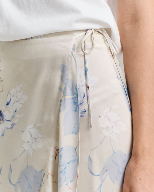 Fl&aelig;set sl&aring;-om nederdel med blomstertryk