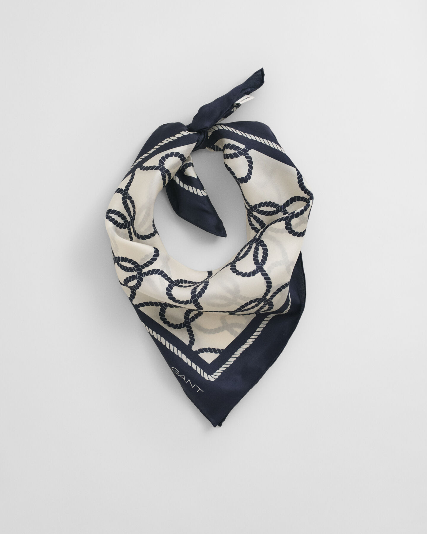 Silketørklæde med rebtryk