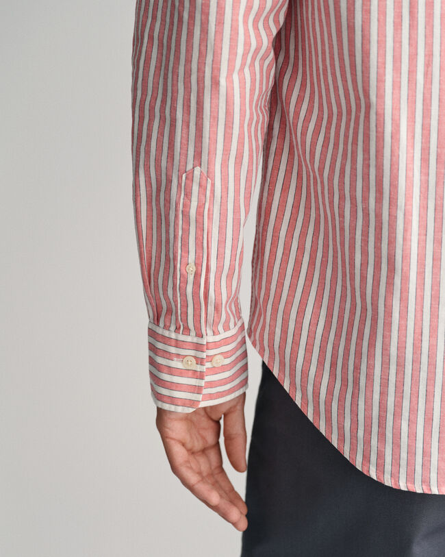Regular fit stribet skjorte af bomuldsh&oslash;r