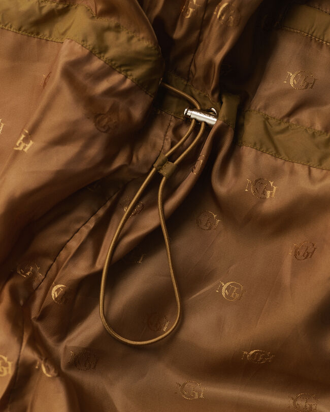 Dunjakke i mellemlængde