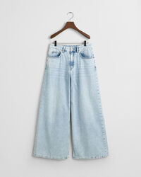 Jeans med pressefolder og brede ben