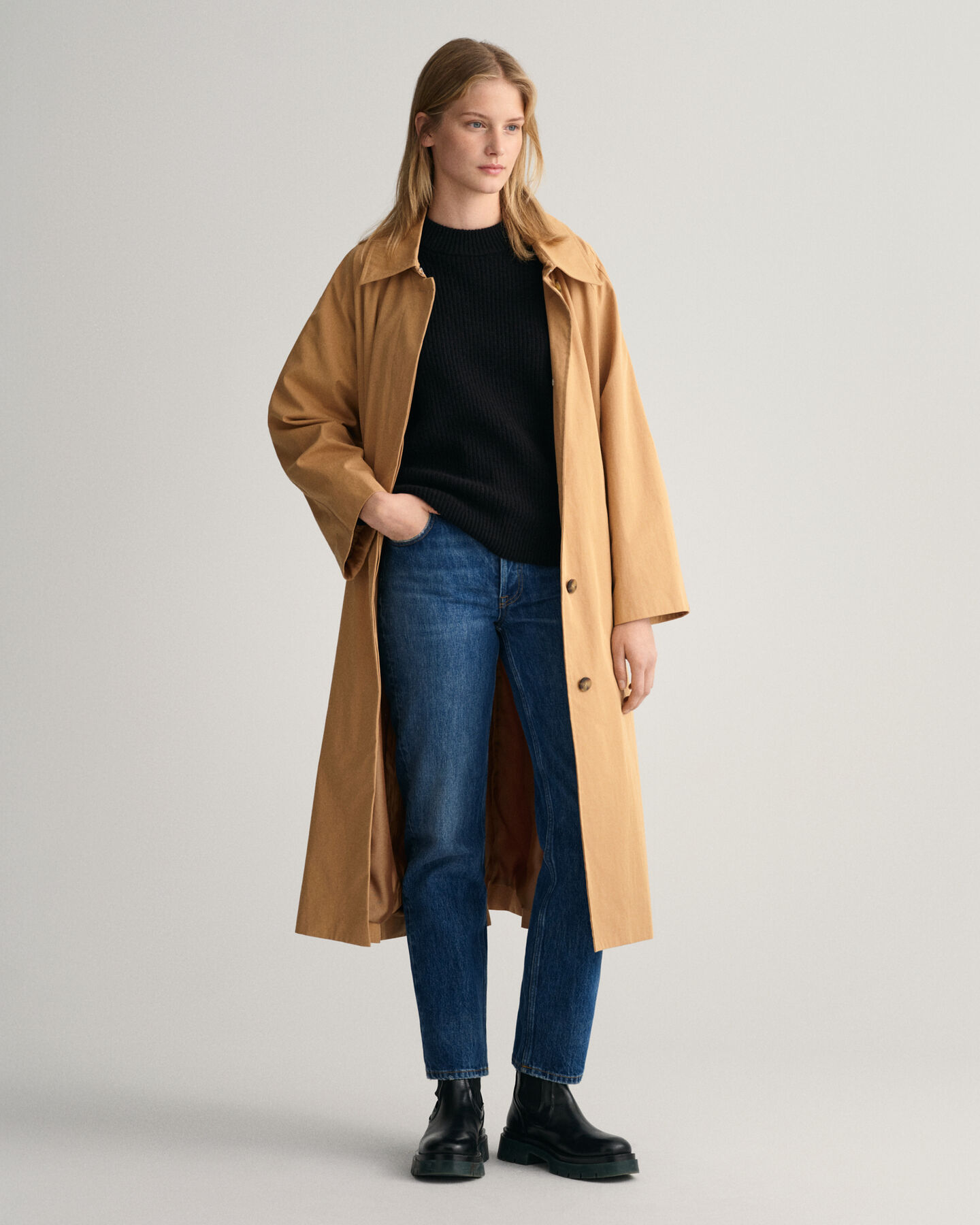 Ribstrikket crewneck sweater af uld