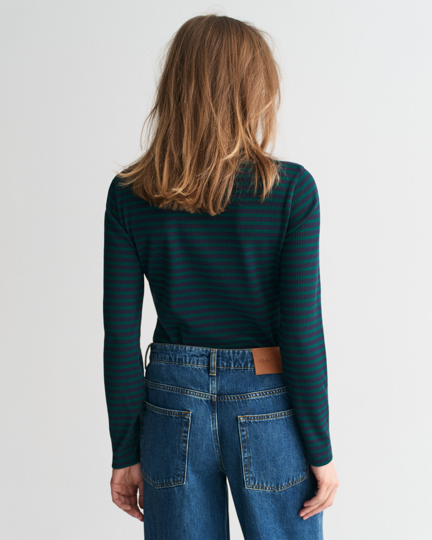 Stribet ribstrikket langærmet top med rullekrave