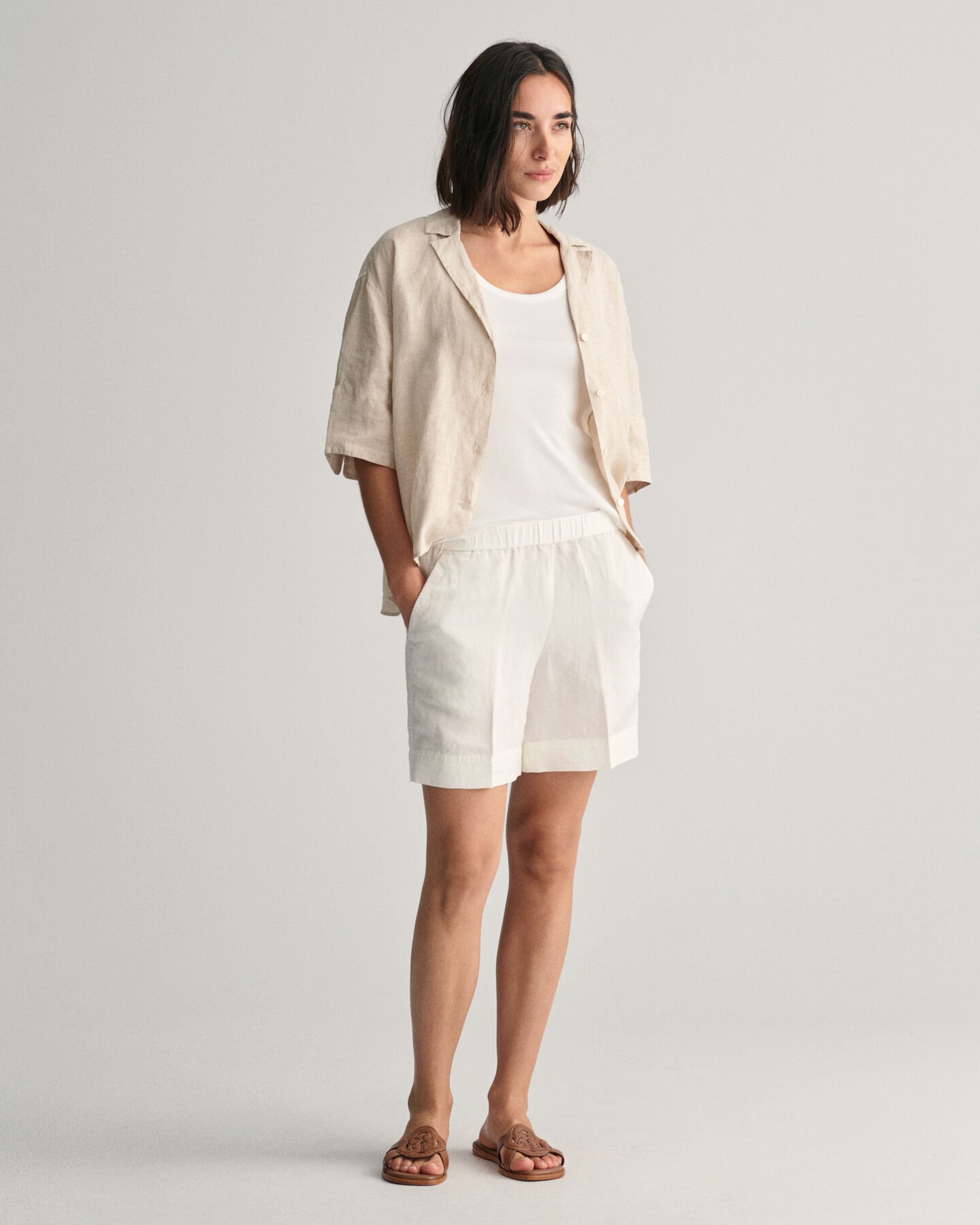 Relaxed fit pull-on shorts i hørblanding