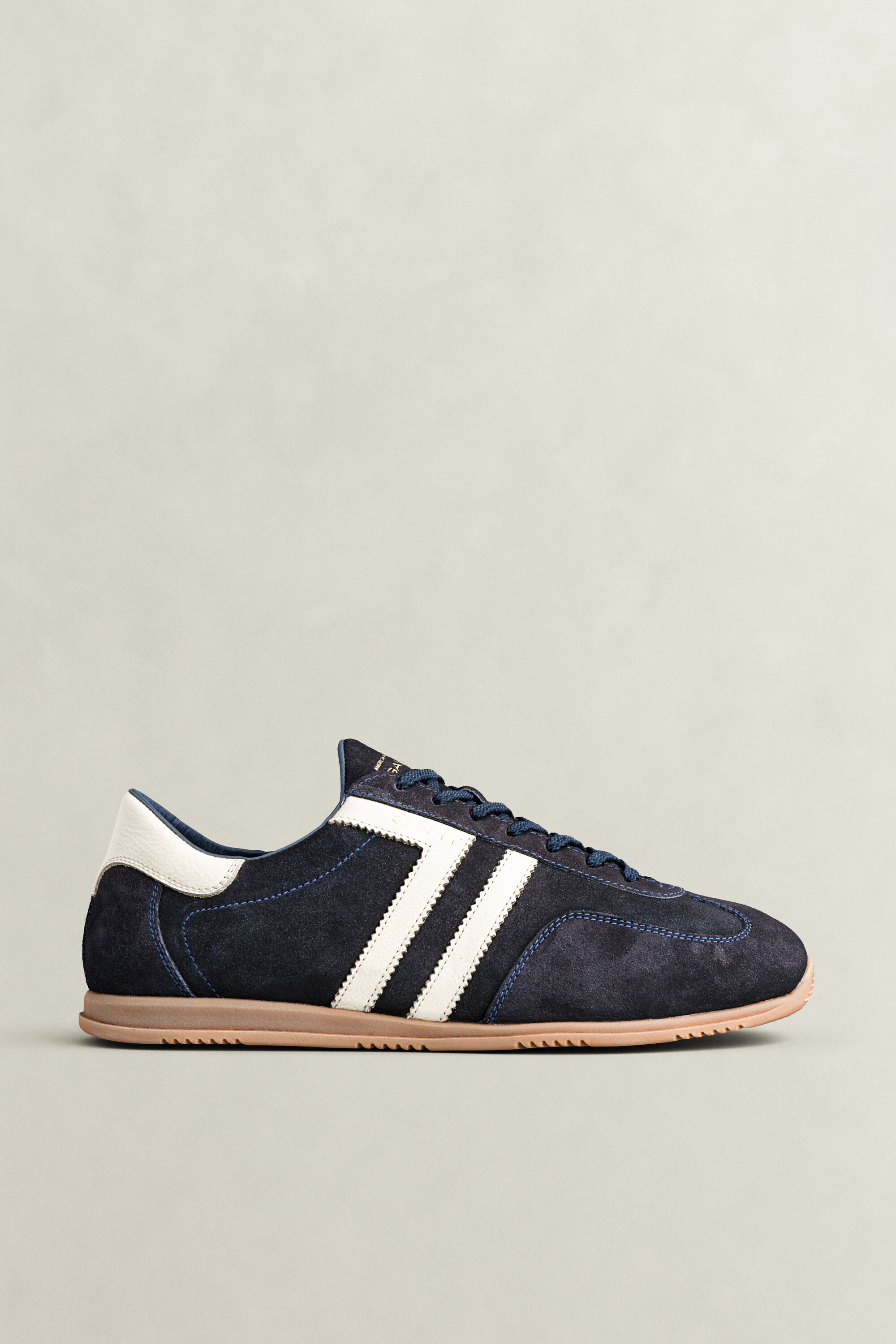 Spearclub sneakers i ruskind