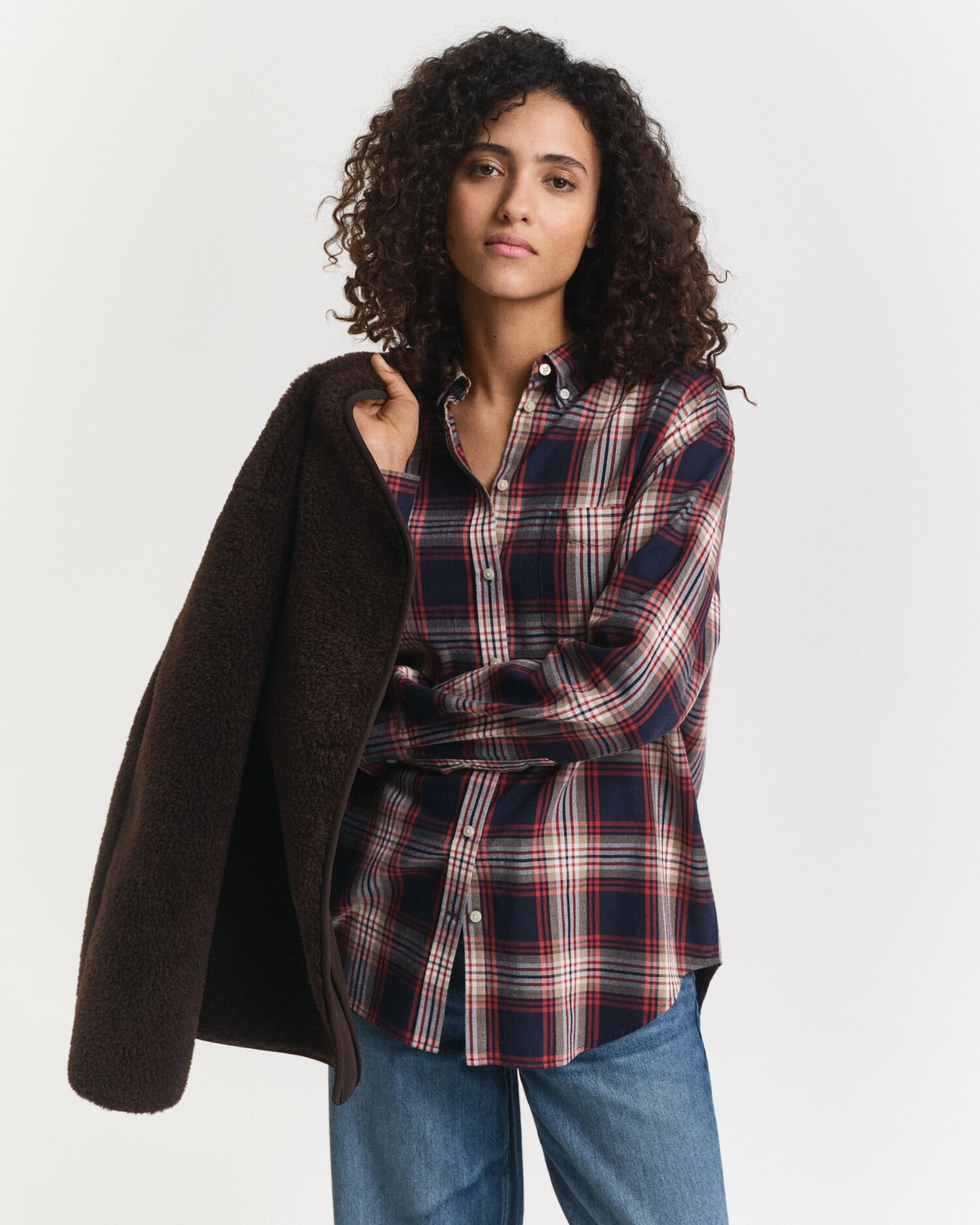 Relaxed fit ternet flannelskjorte
