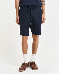 Relaxed fit shorts af hør med løbesnor