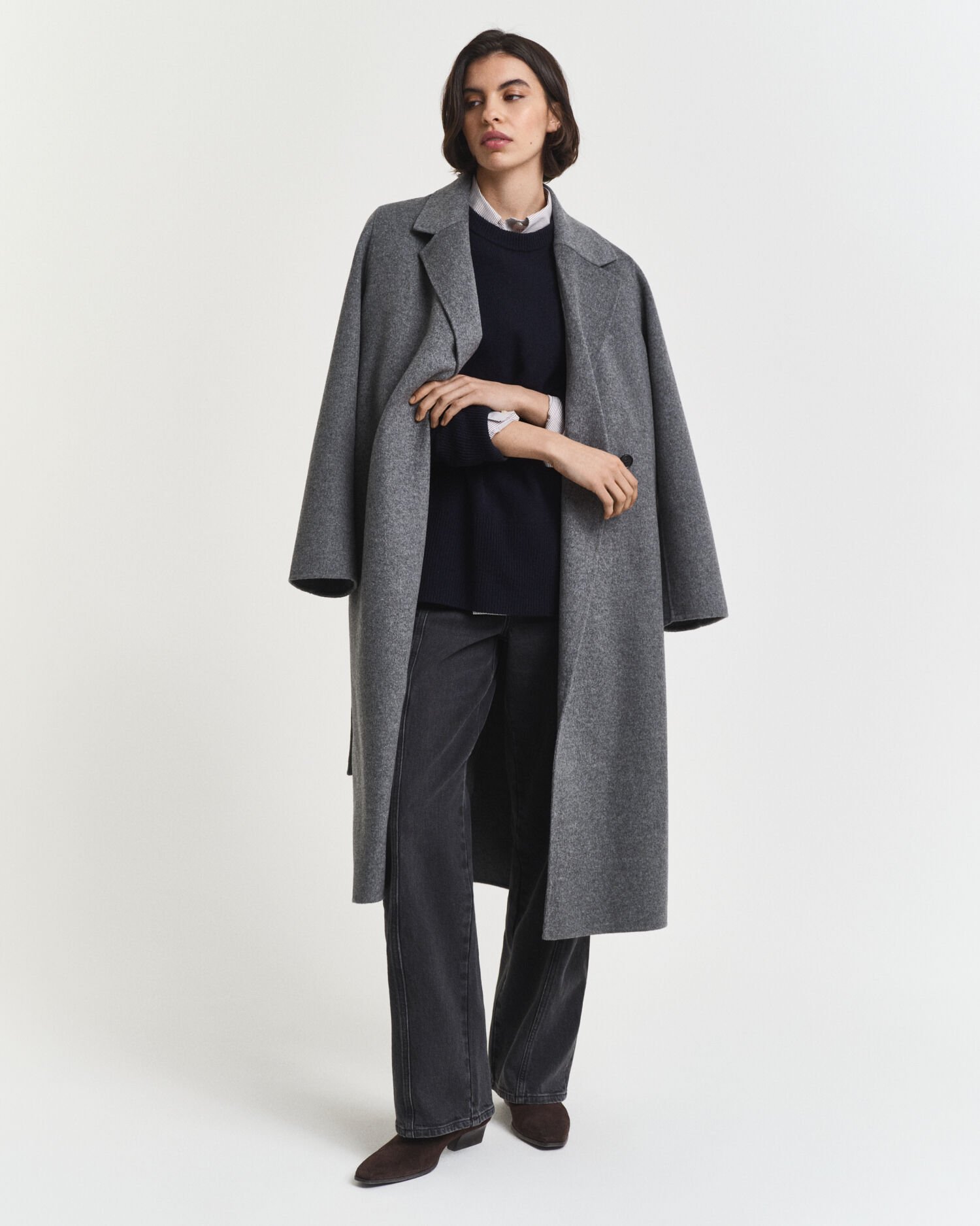 Sweater med crewneck i en blød uld- og kashmirblanding