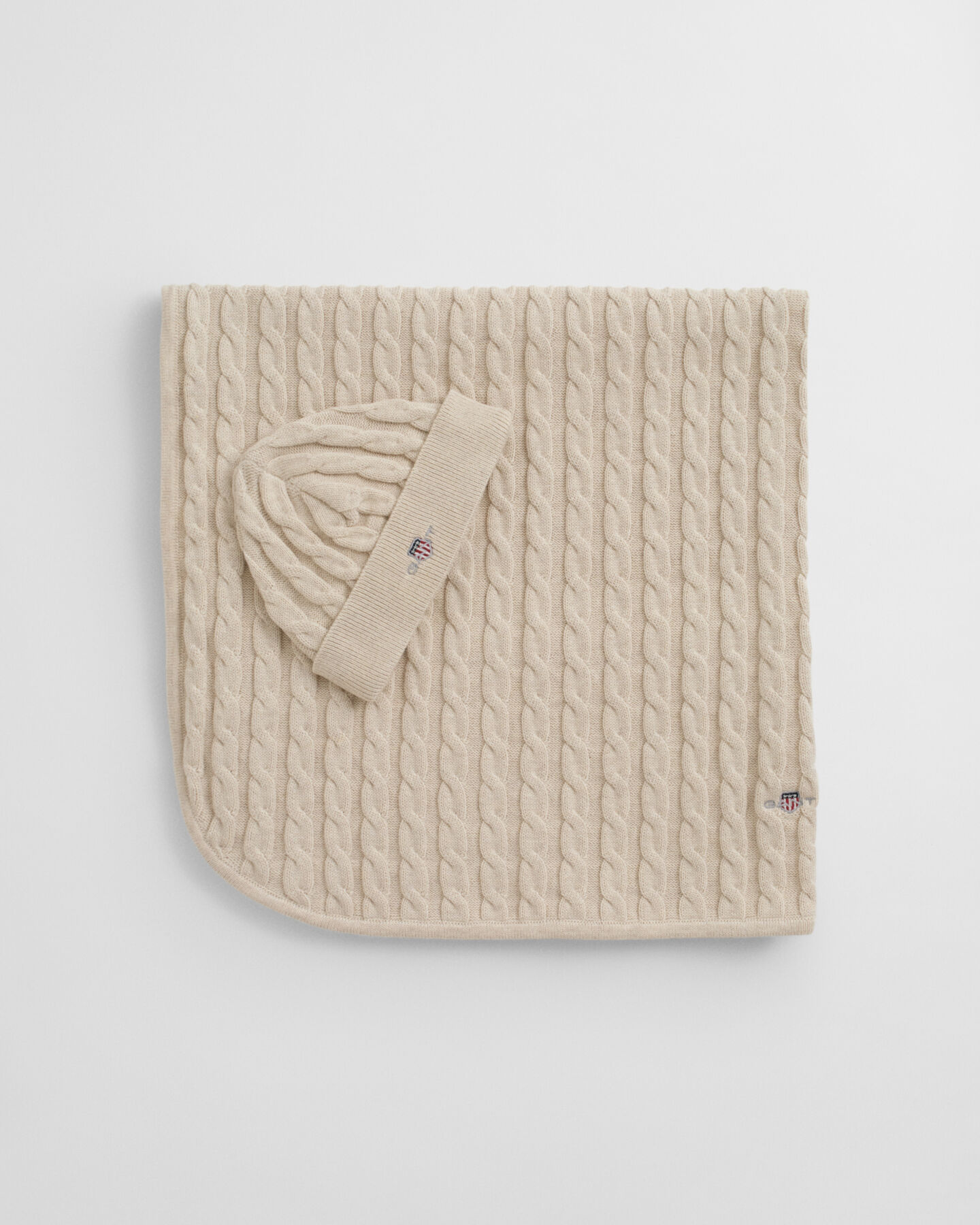 Baby gavesæt med tæppe og beanie