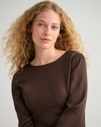 Maxi kjole med åben ryg