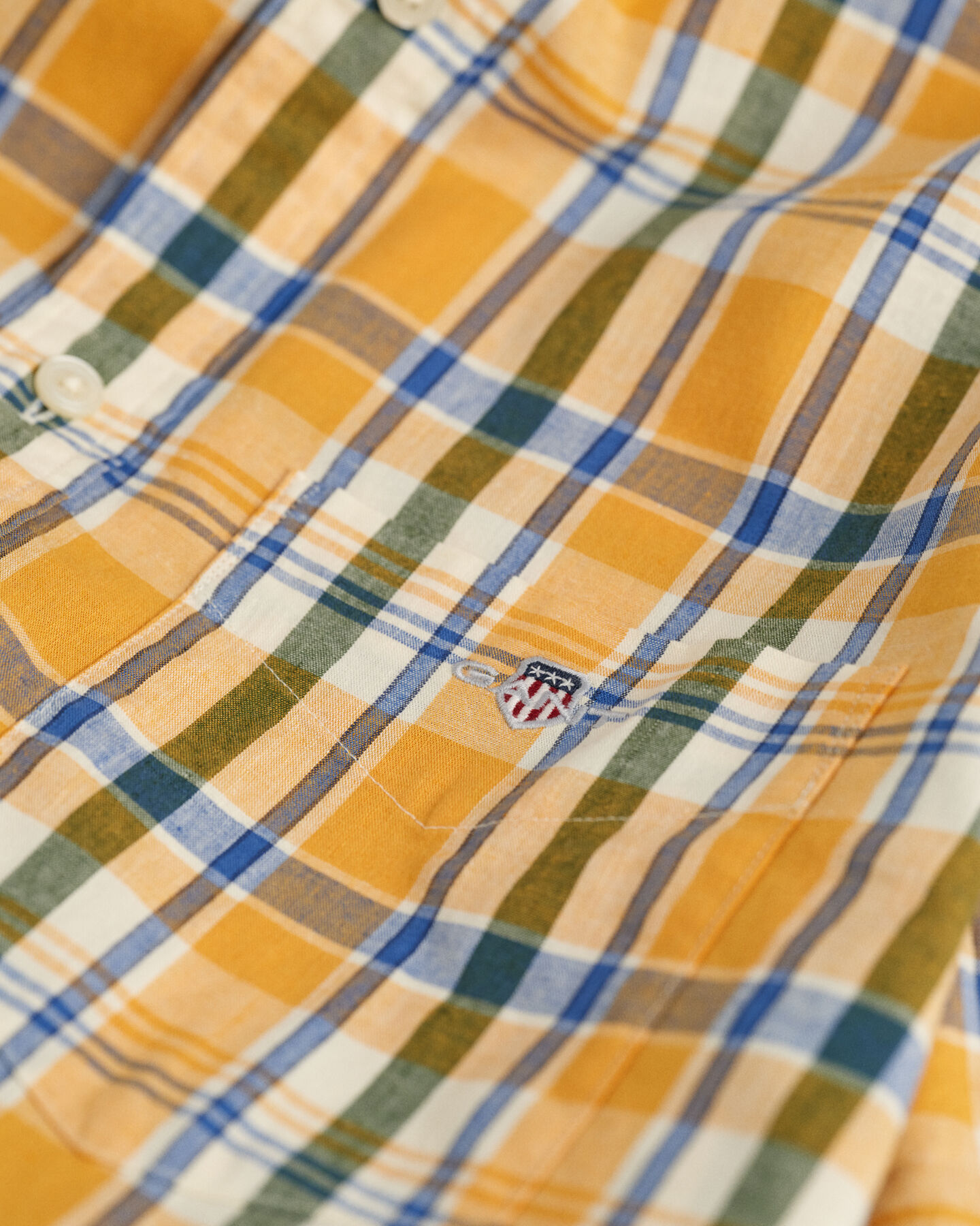 Regular fit ternet skjorte af bomuld og hør med korte ærmer