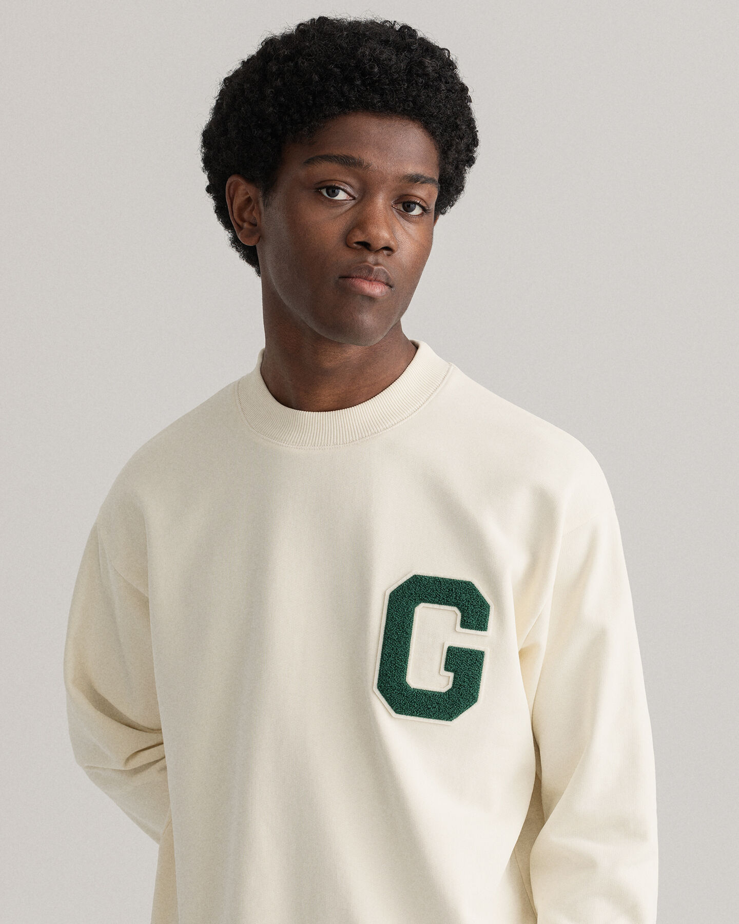 Collegiate G sweater med crewneck