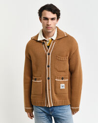 Cardigan i uld med knapper