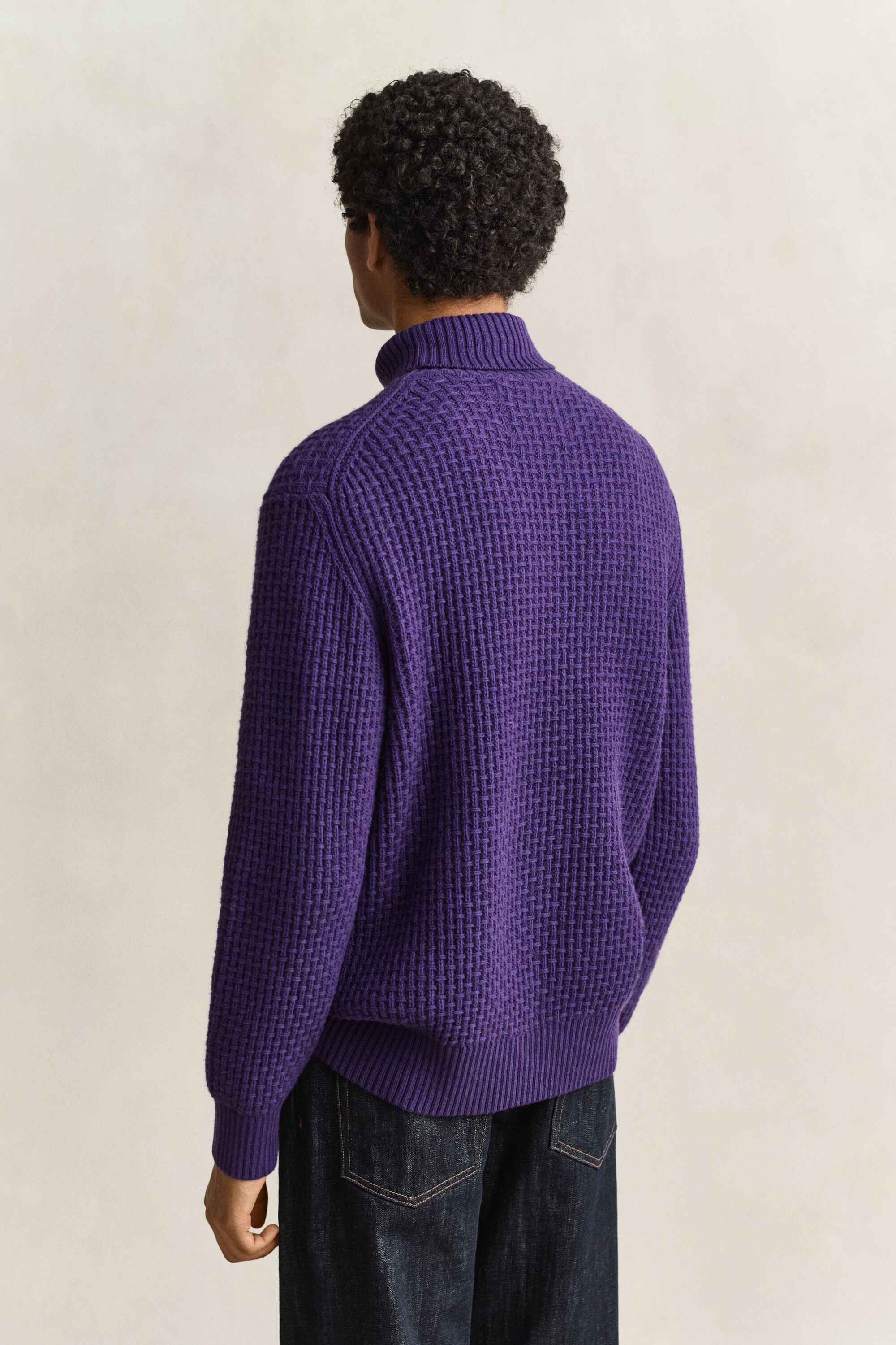 Tekstureret sweater i bomuld og uld med rullekrave
