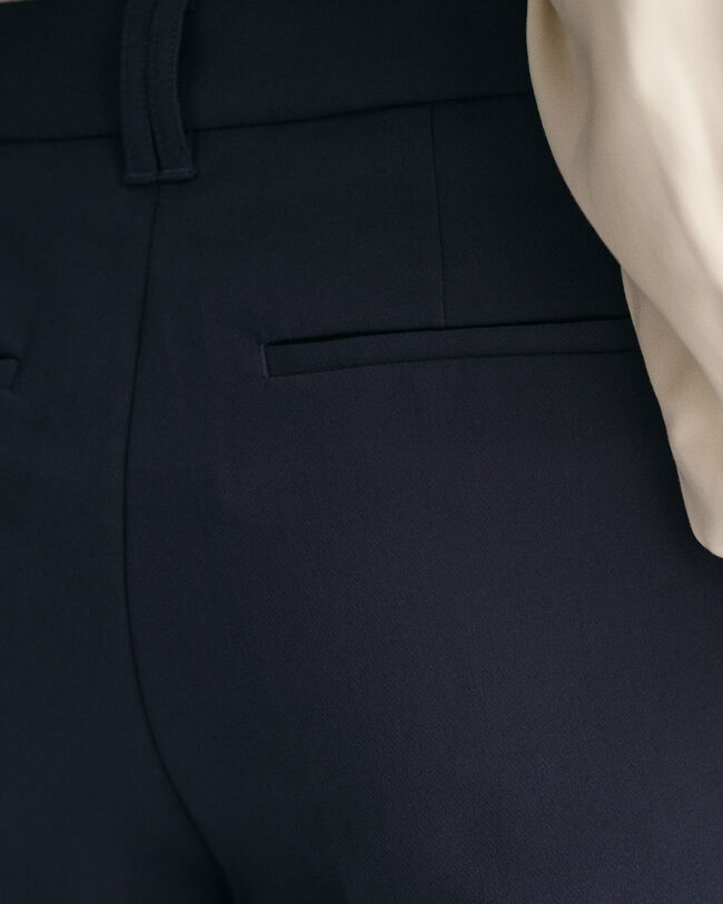 Slim fit bukser med svaj