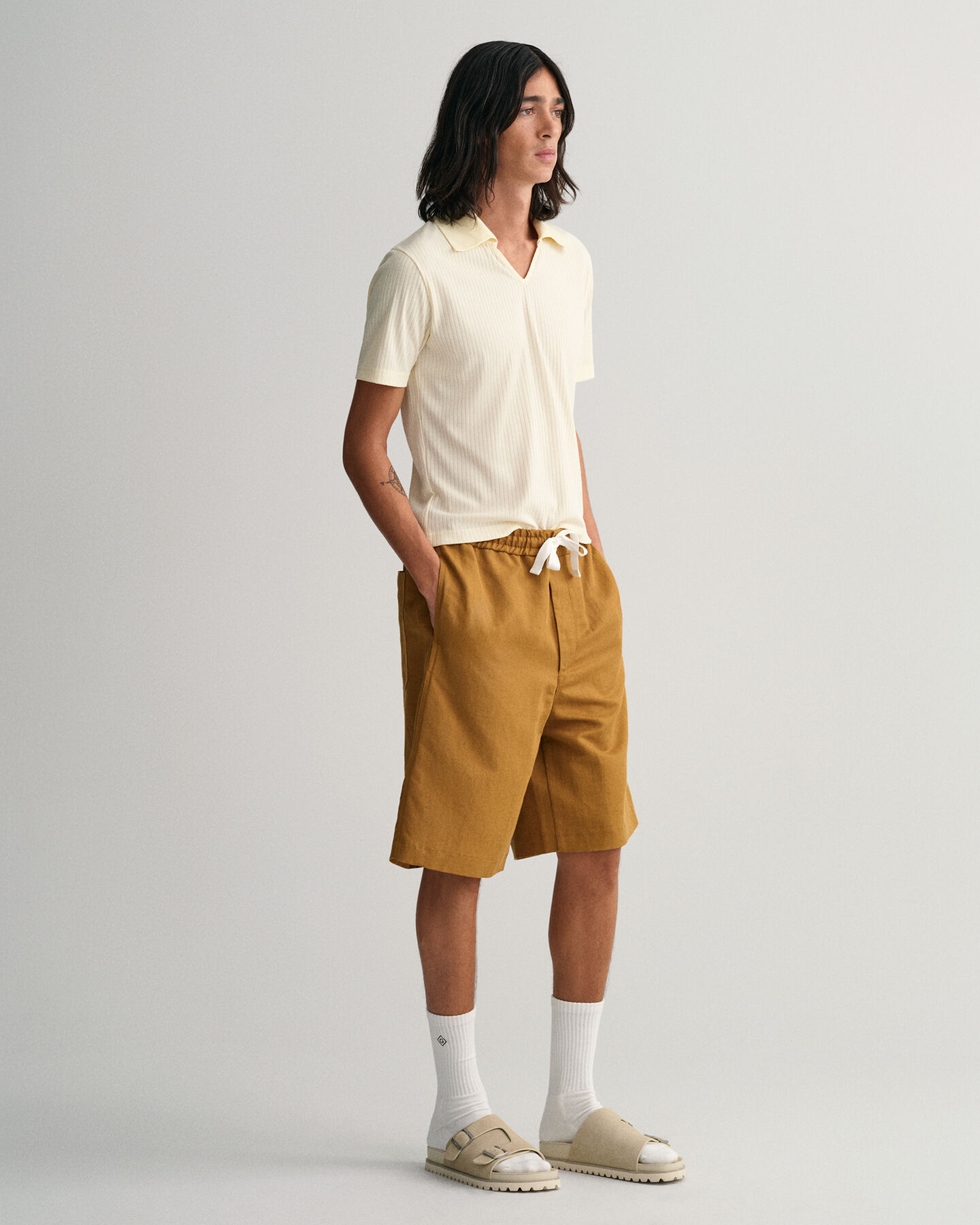 Piqu&eacute; poloskjorte inspireret af 70'erne