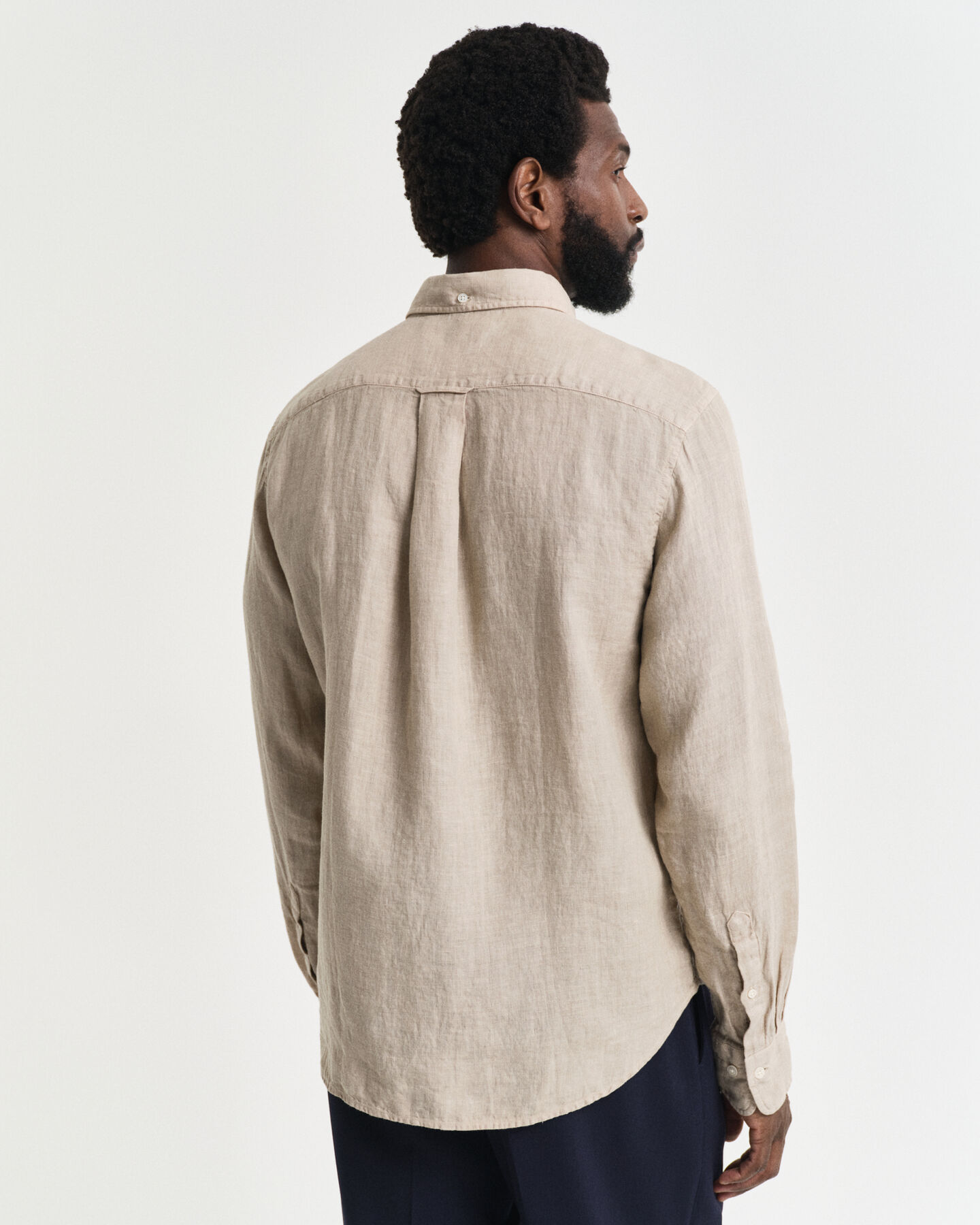 Regular fit garment-dyed h&oslash;rskjorte