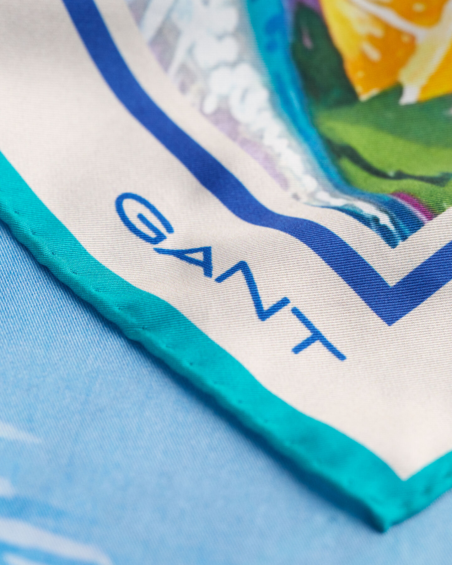 Silketørklæde med Scenery-tryk