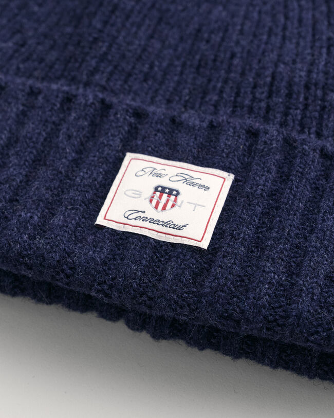 Gavesæt med beanie og halstørklæde i uld