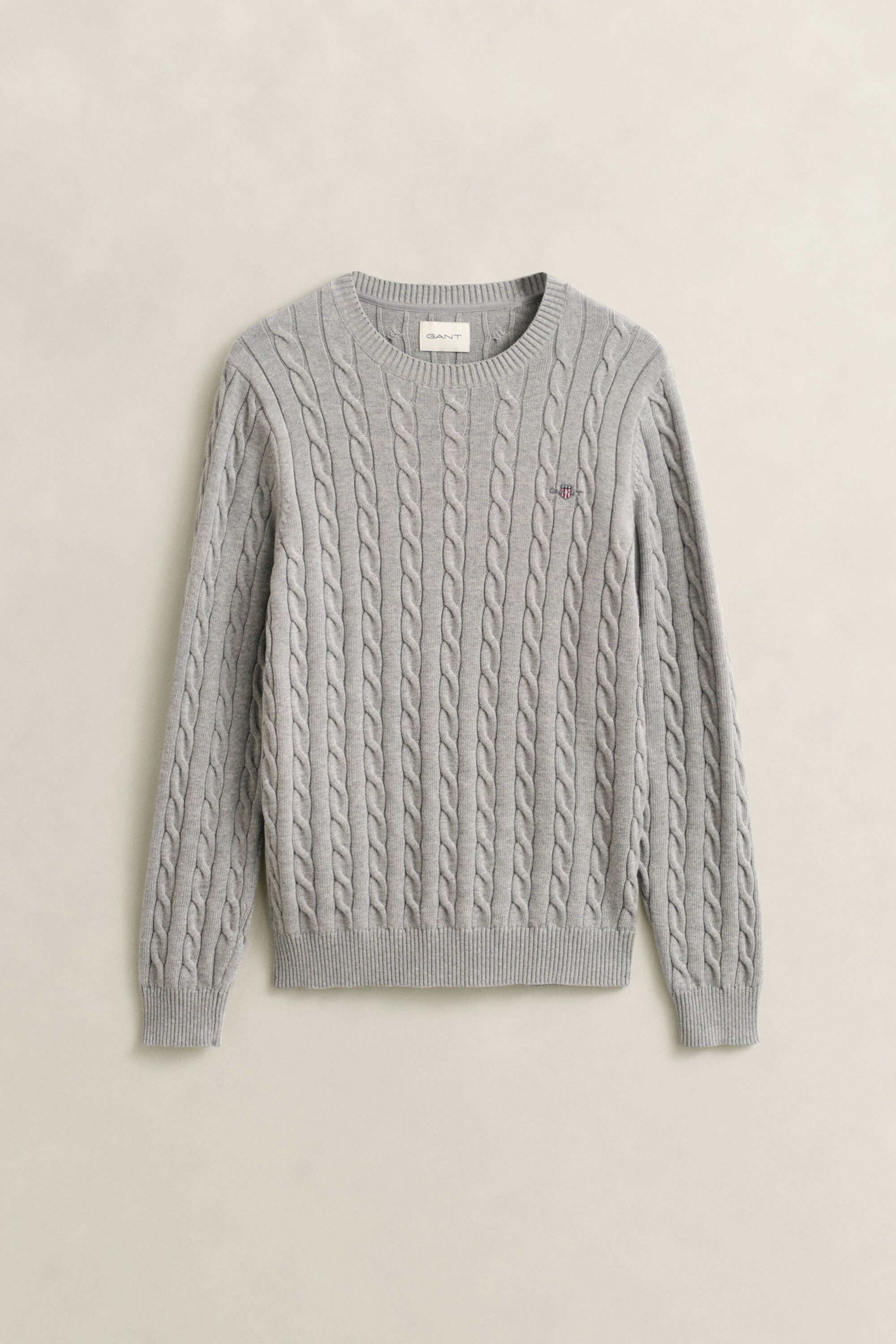 Classic sweater med kabelstrik