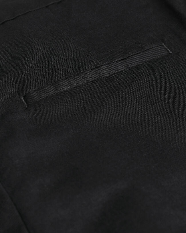 Skr&aelig;ddersyede shorts af h&oslash;r