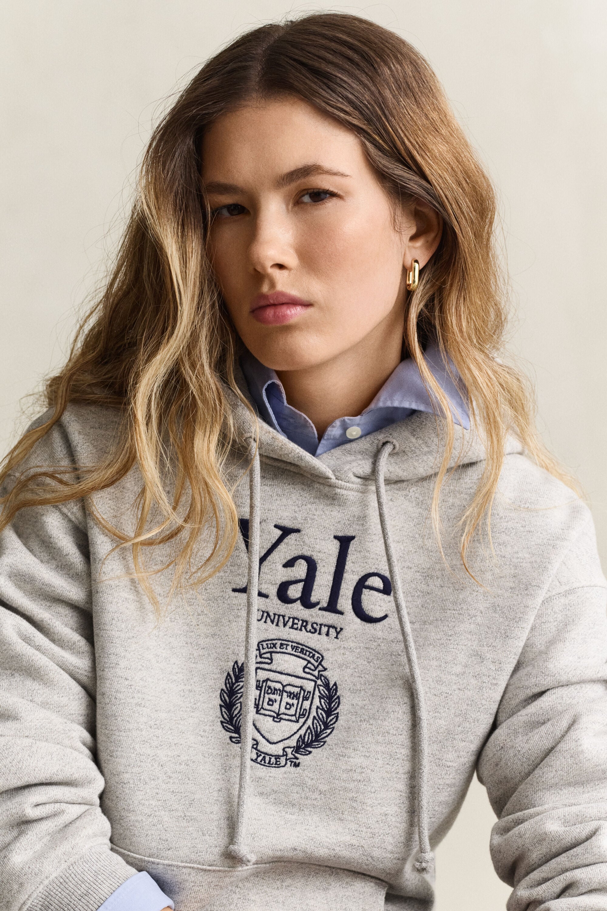 Hættetrøje med Gant x Yale-grafik