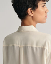 Relaxed silkeskjorte