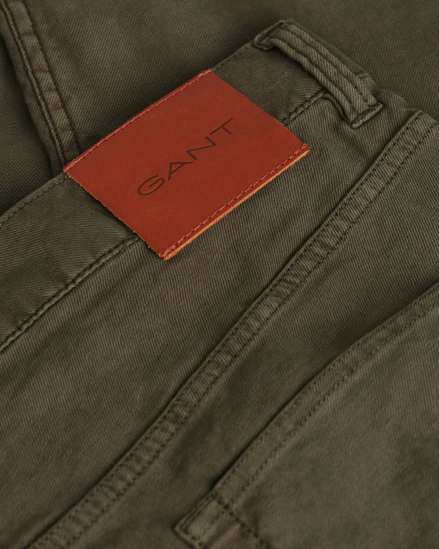 Slim fit jeans af bomuld og h&oslash;r