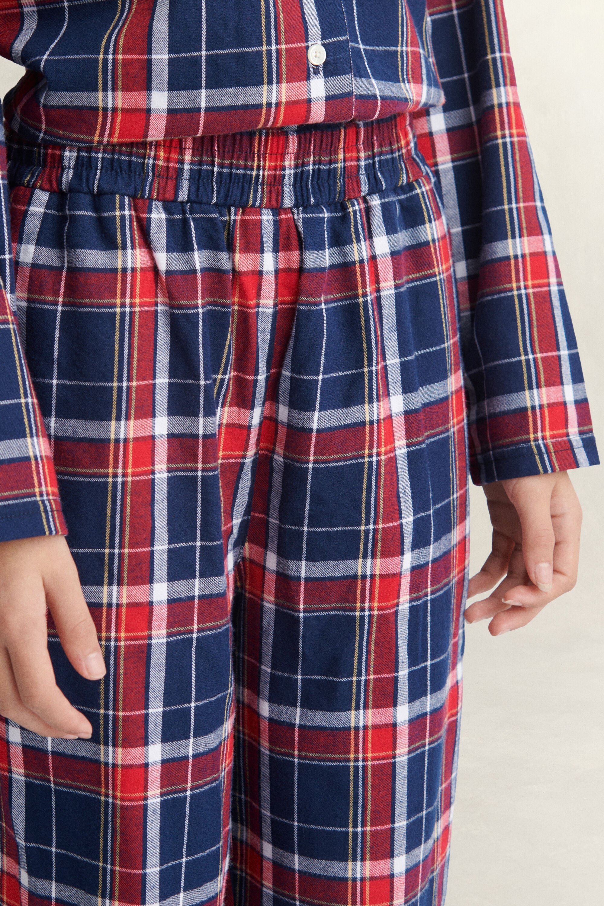 Teens pyjamassæt i skotskternet flannel