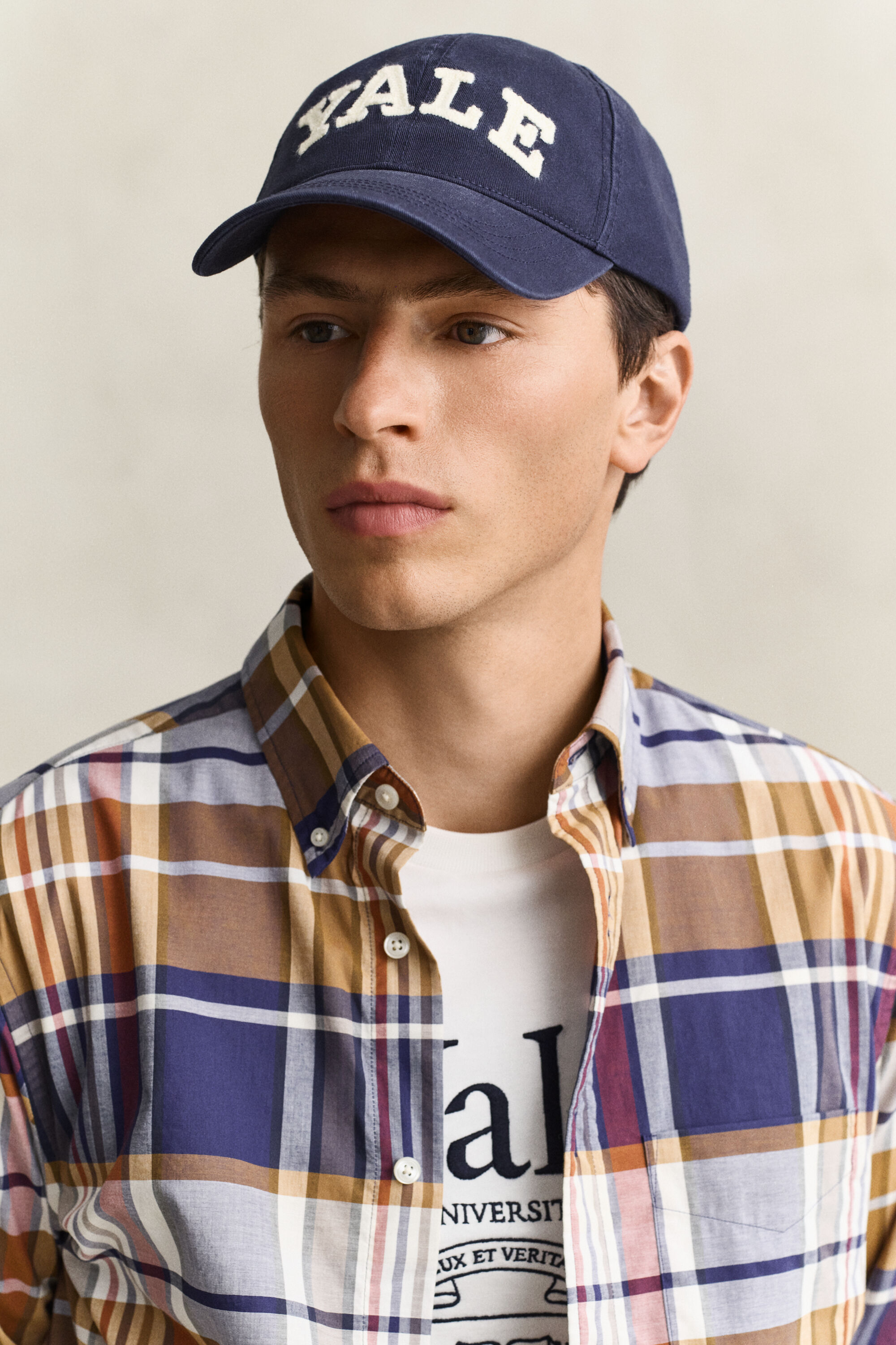 Gant x Yale ternet skjorte af poplin