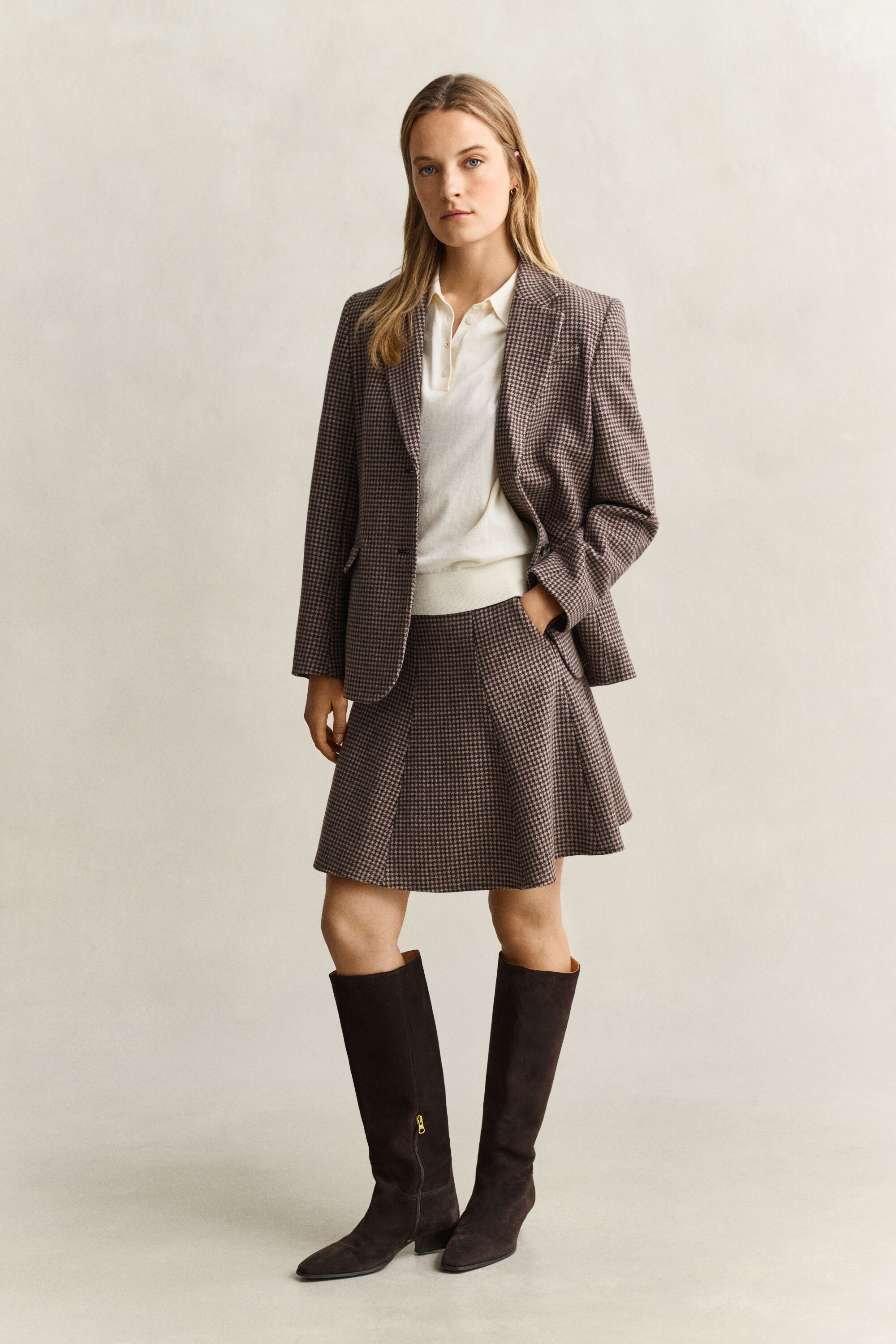 Let strikket polosweater