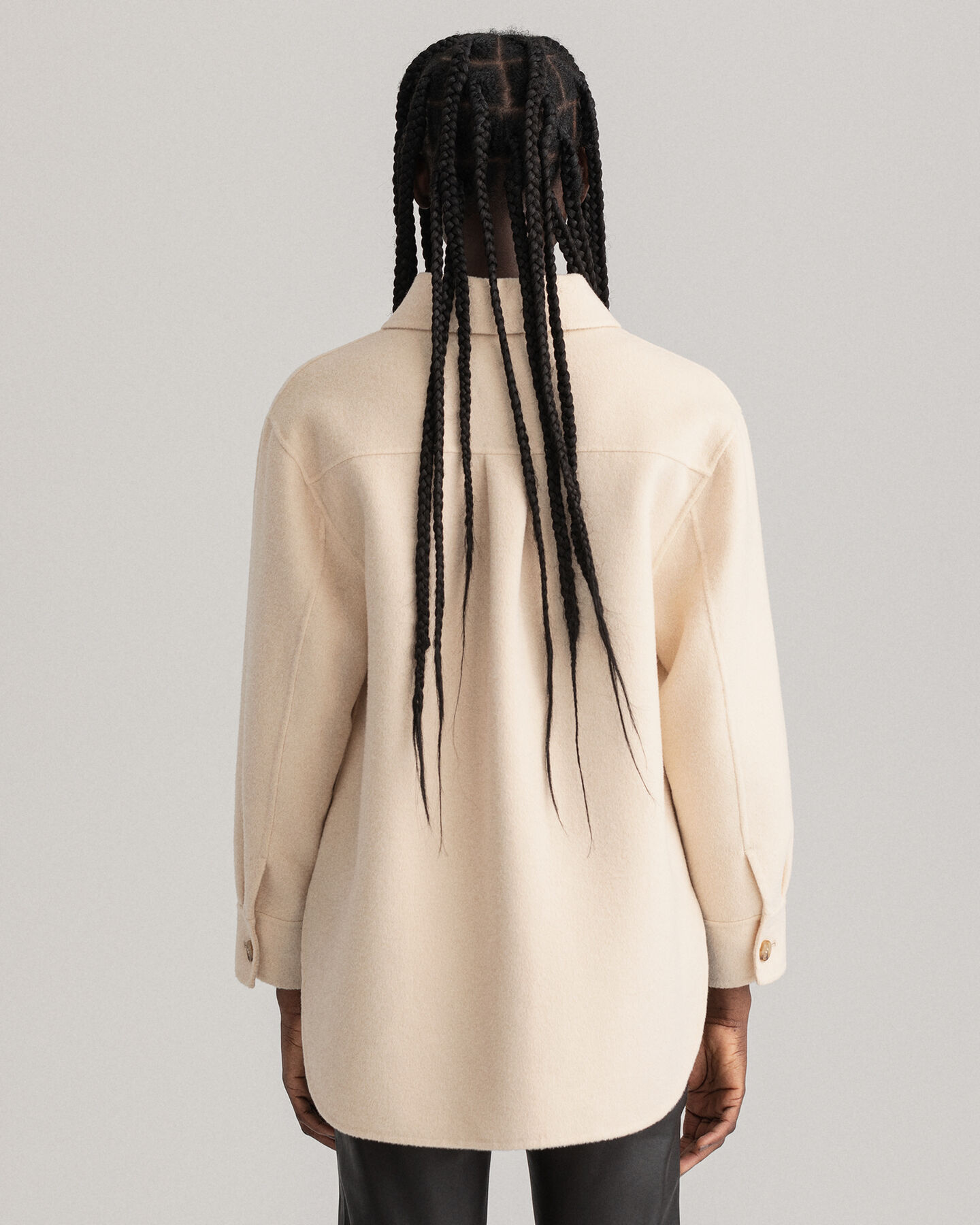 H&aring;ndsyet skjortejakke