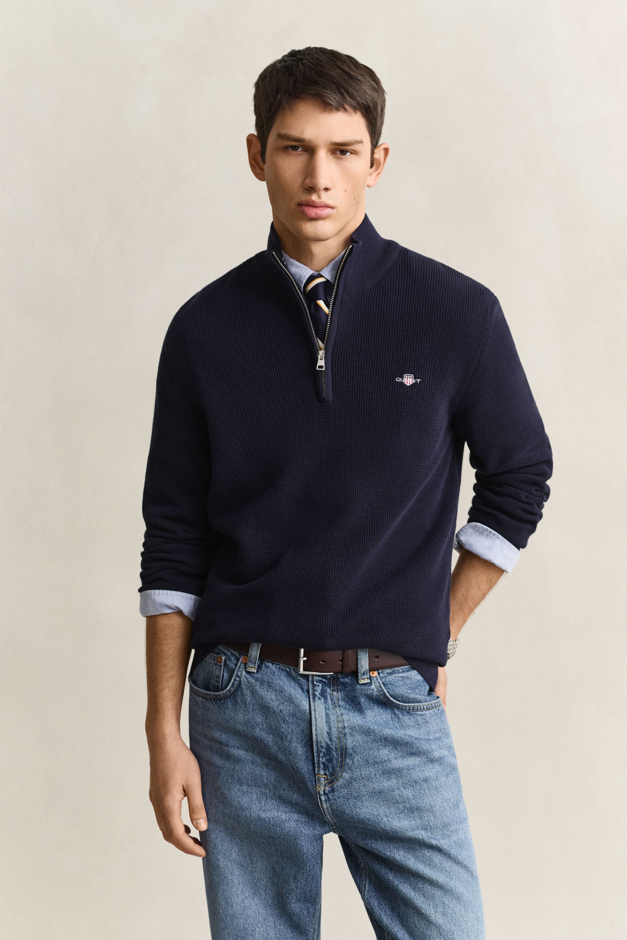 Tekstureret sweater af bomuld med halv lynlås