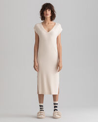 Detail jerseykjole med slidser