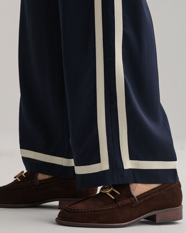 Pull-On-bukser i satin