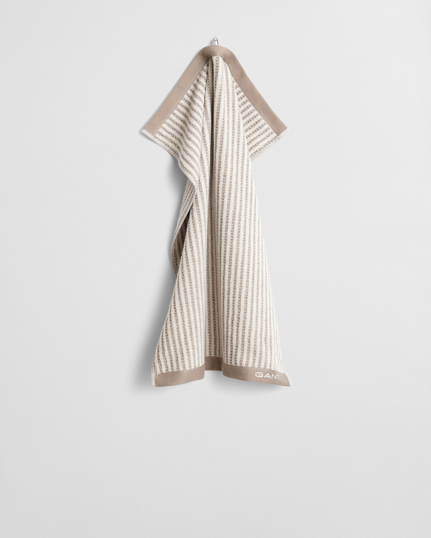 Stribet håndklæde 50x70