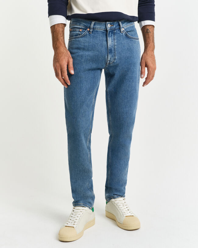 Slim fit jeans i let vask