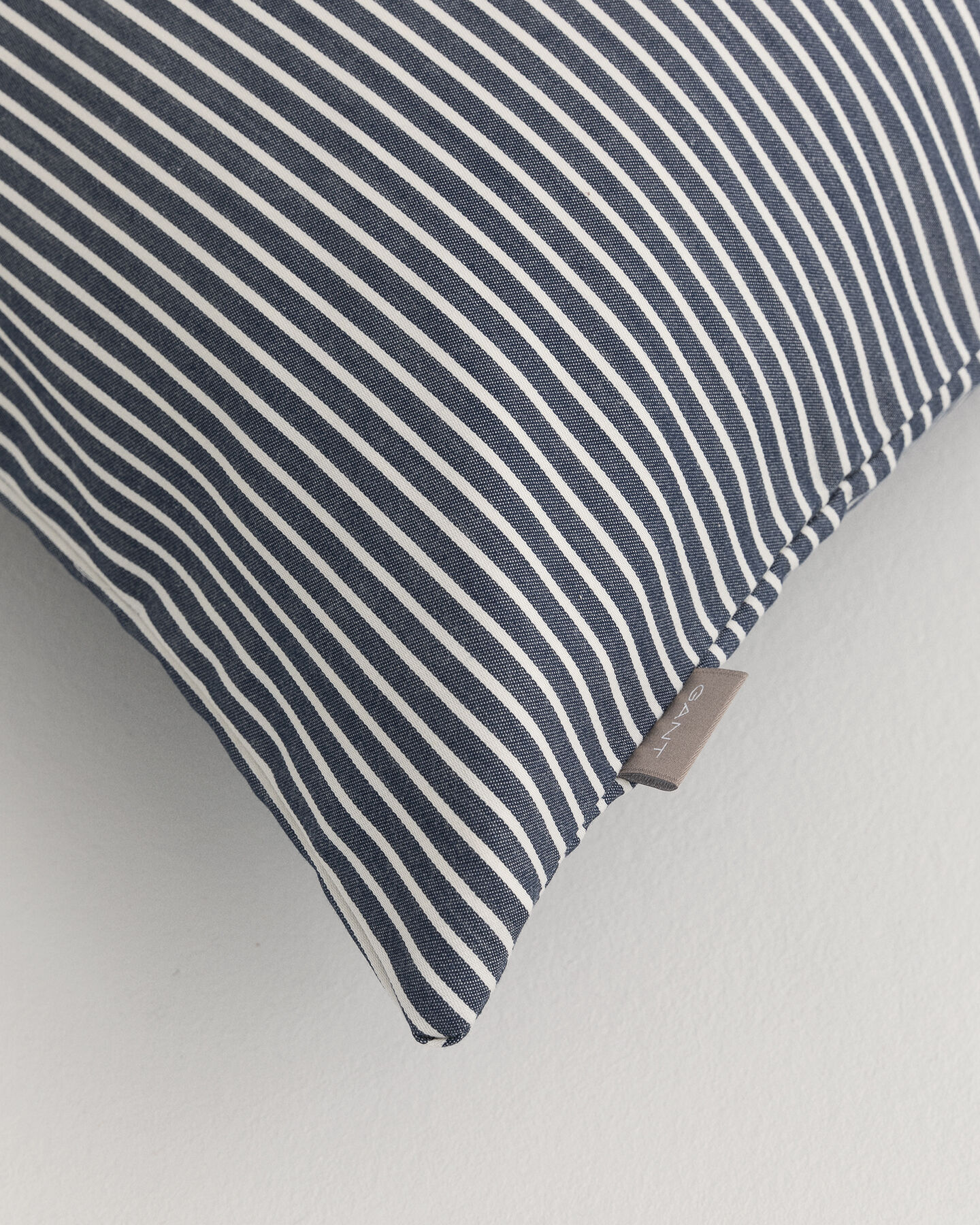 Garnfarvet stribet pudebetr&aelig;k