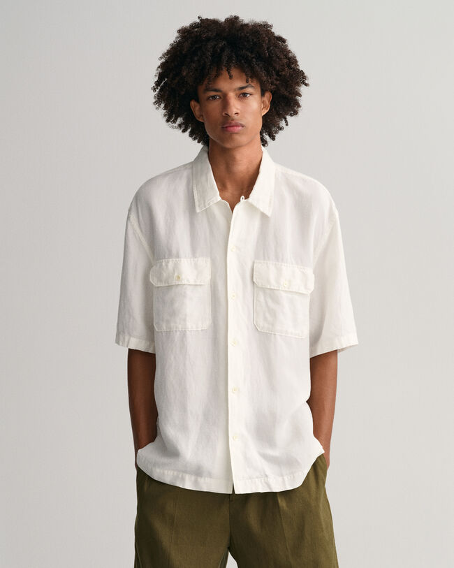 Relaxed fit skjorte af h&oslash;r og lyocell og korte &aelig;rmer