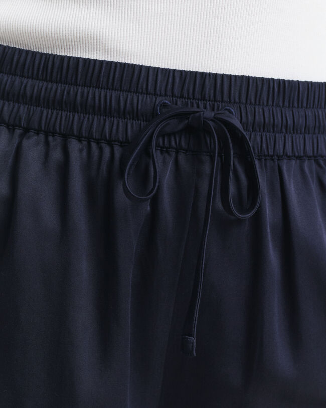 Relaxed fit pull-on shorts