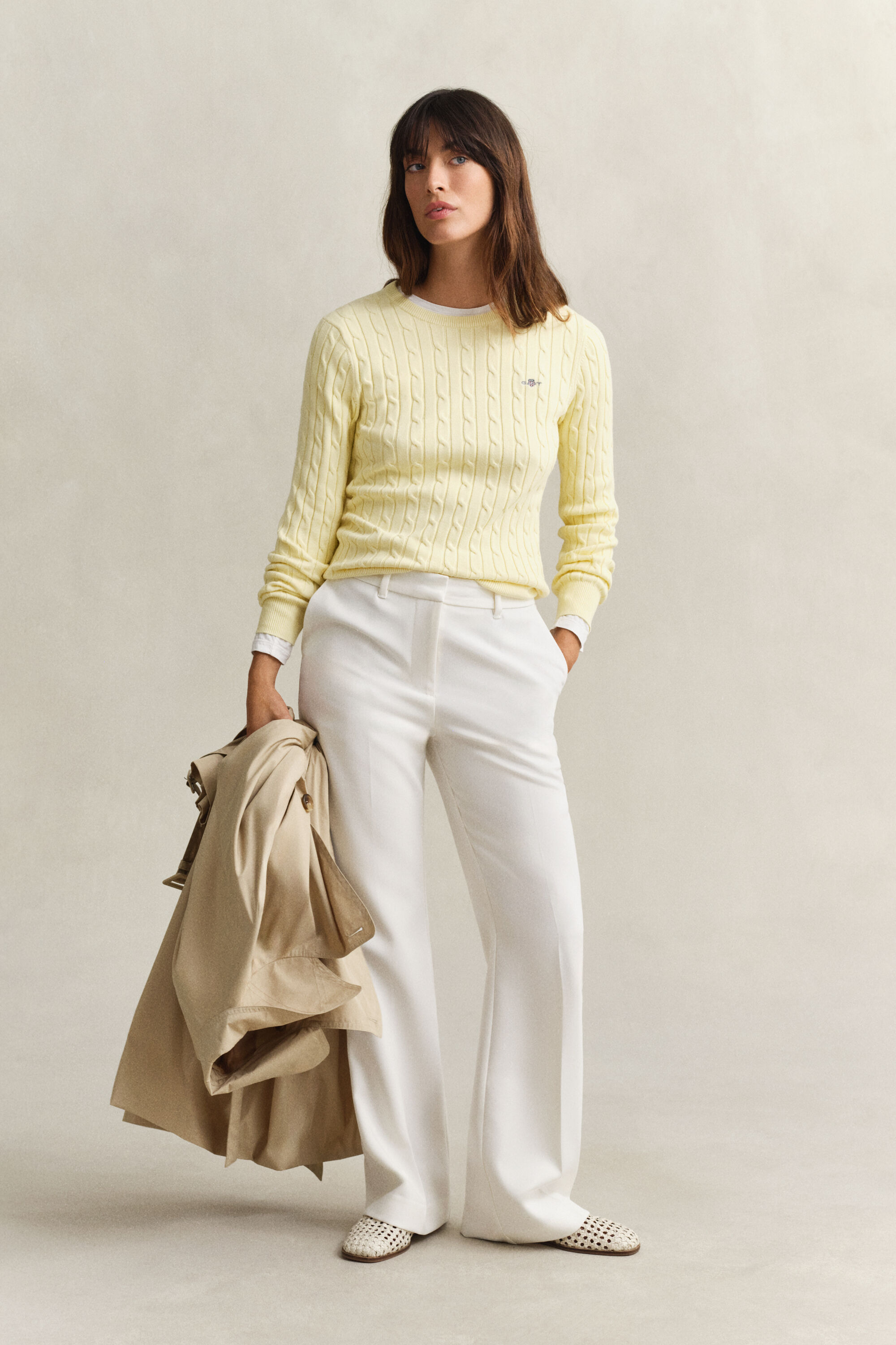 Crewneck sweater med kabelstrik