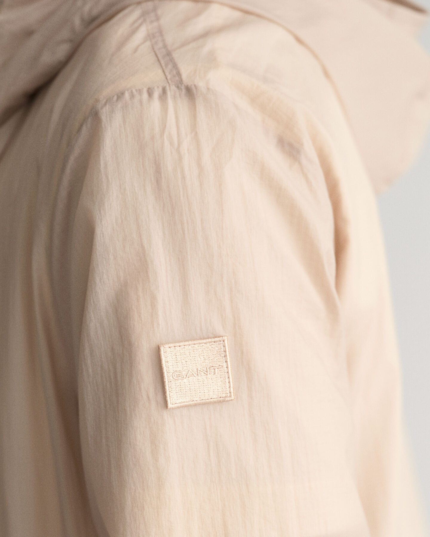 Sammenfoldelig let Windbreaker