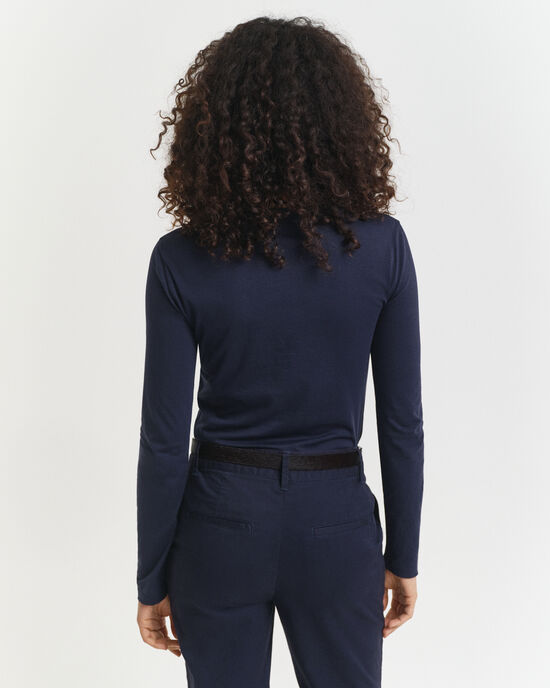 Let T-shirt af bomuld med lange ærmer