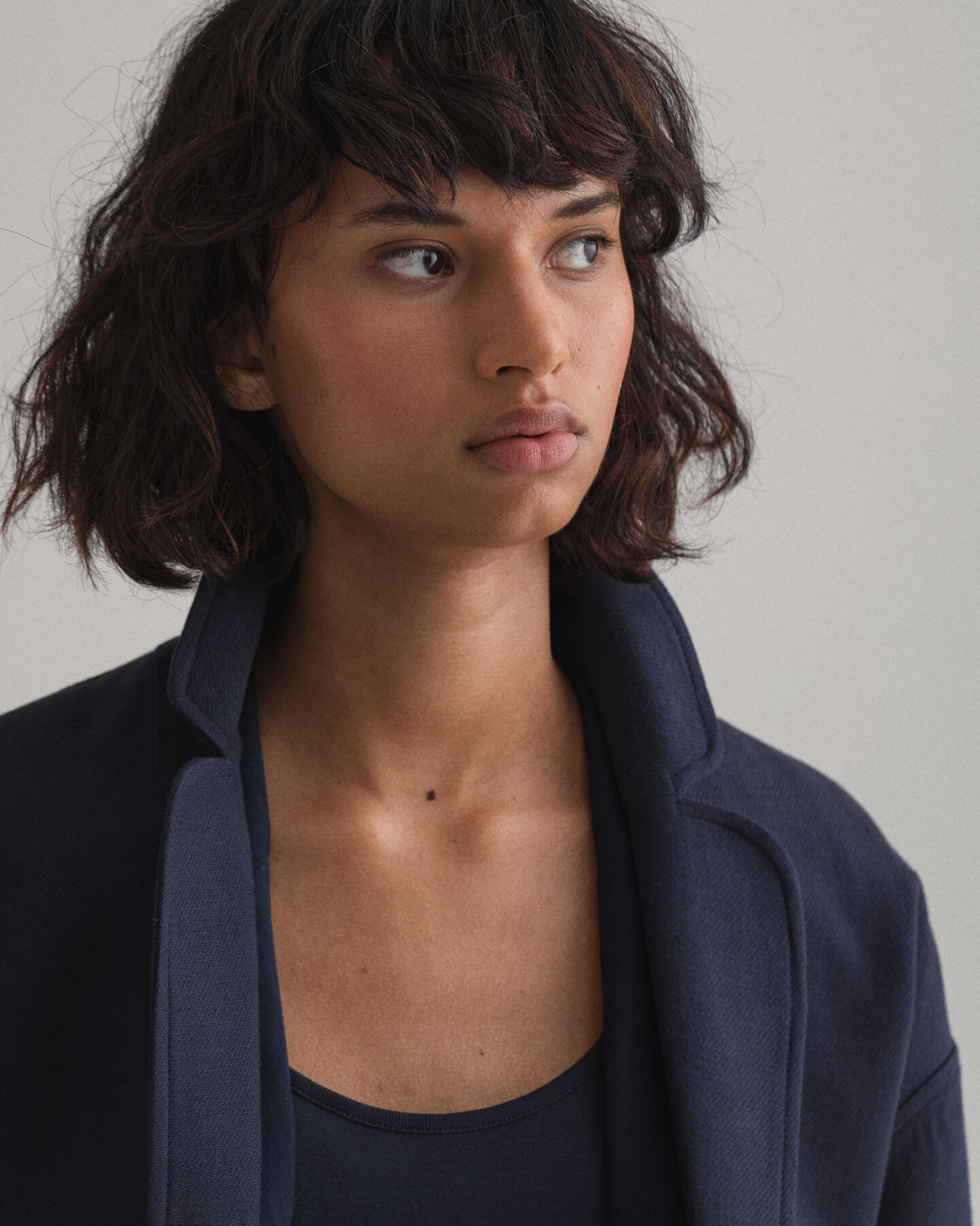 Fluid frakke af h&oslash;rblanding med b&aelig;lte